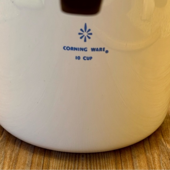 Vintage Corning Ware Cornflower Blue 10-Cup Coffee Percolator - Picture 5 of 16